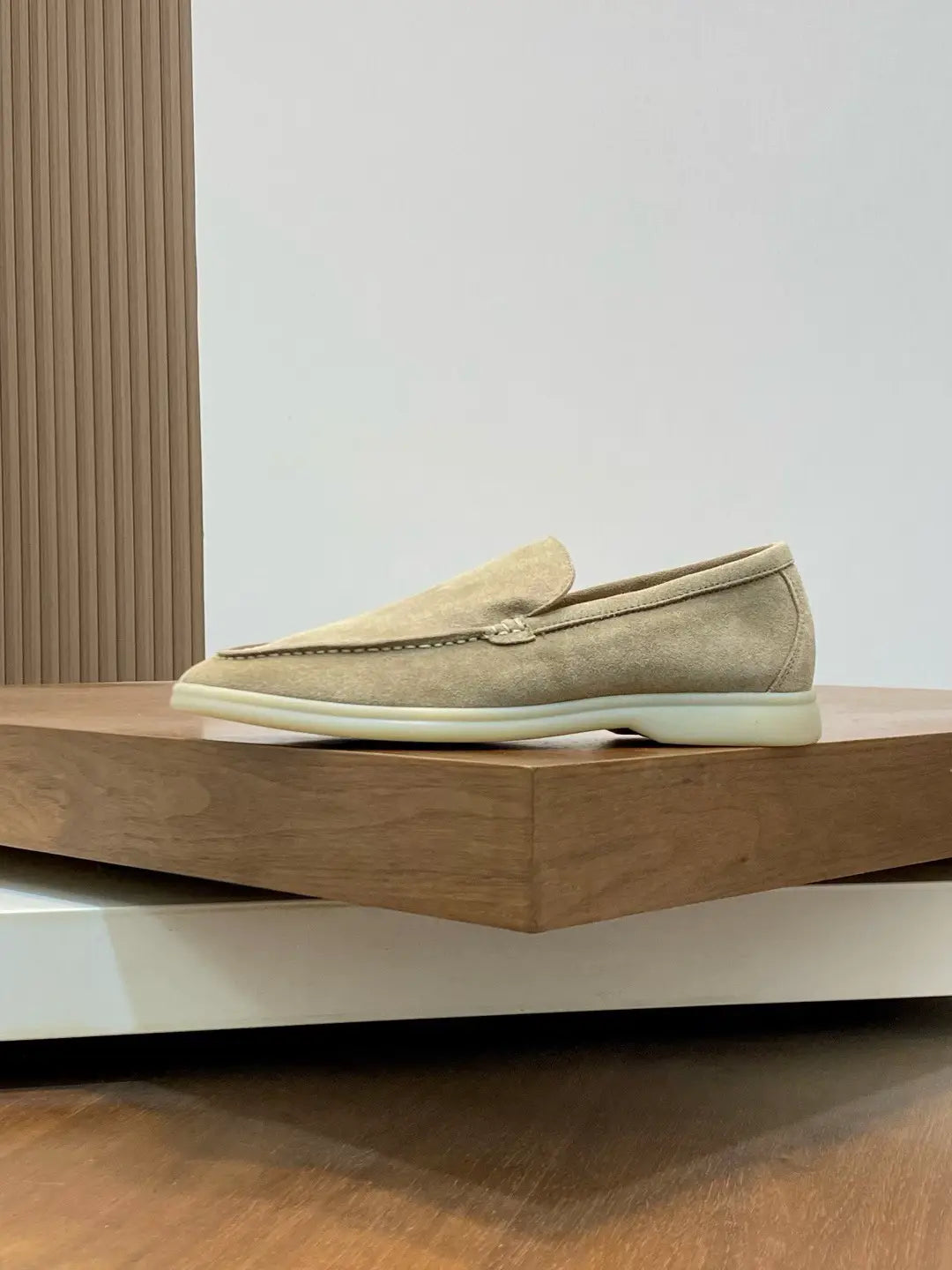 Mocassin homme en daim beige